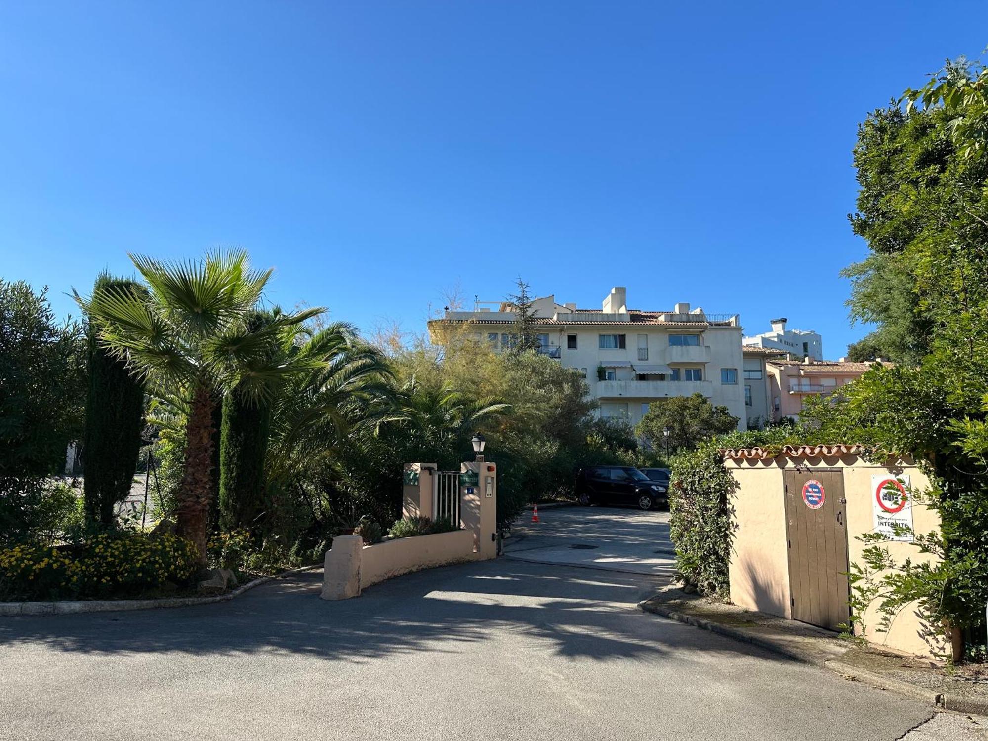 Saint-Tropez - Studio 40 M2 Zewnętrze zdjęcie